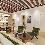 TheLander - Serviced Apartment in Saint-Germain-des-Prés